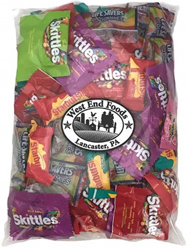 Bulk Wrigley Variety Candy (32 Oz Bag) for Halloween Skittles Original - Wildberry - Sour Fun Size, Starburst Original - Tropical Fun Size, Life Saver