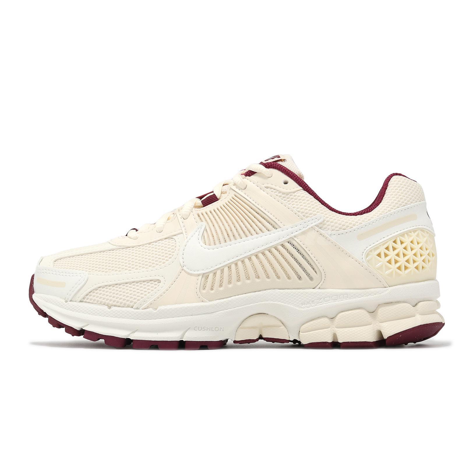 Nike Zoom Vomero 5 Valentine's Day (Women's) - UK 3.5 thumbnail