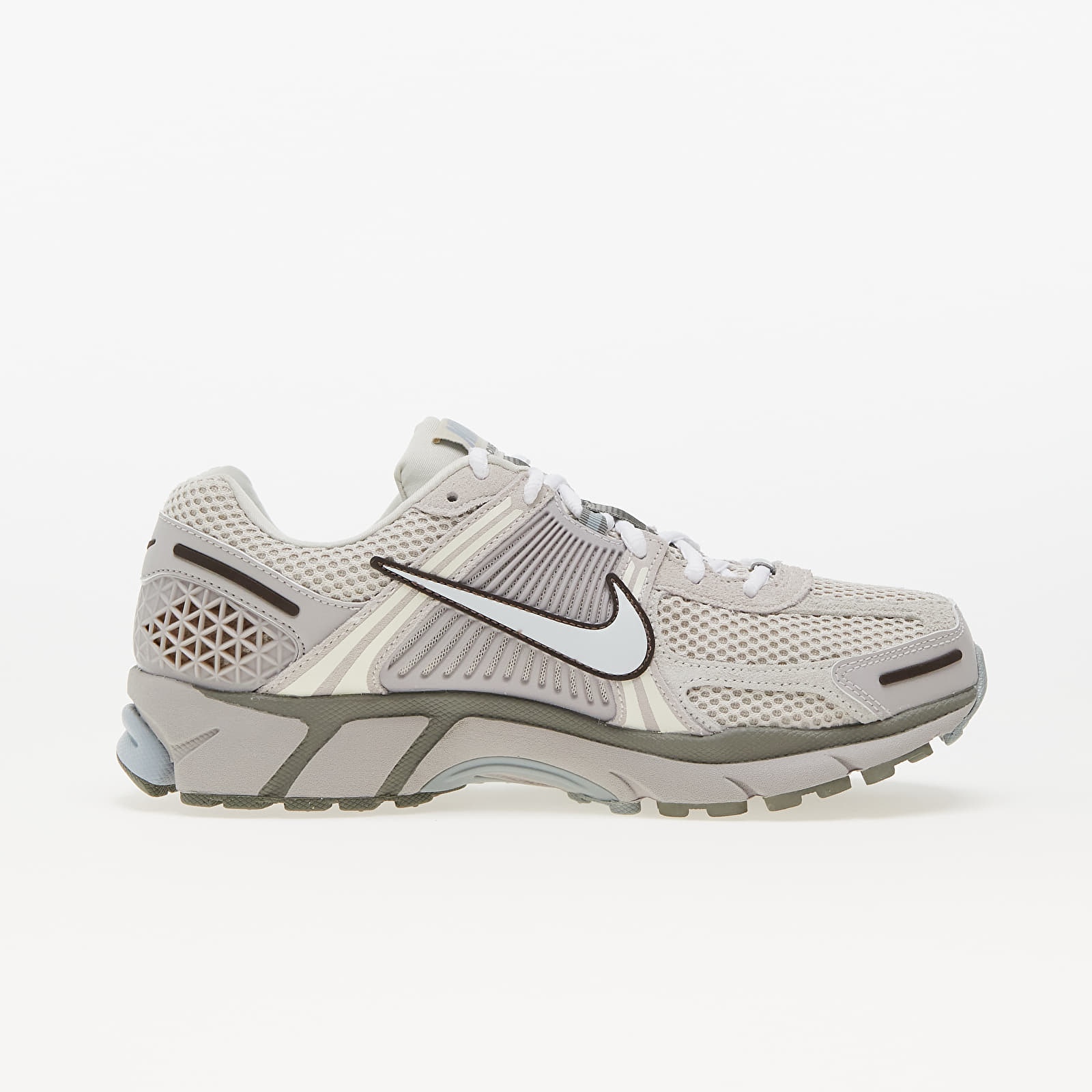 Nike Zoom Vomero 5 SE Light Orewood Brown - UK 5 thumbnail