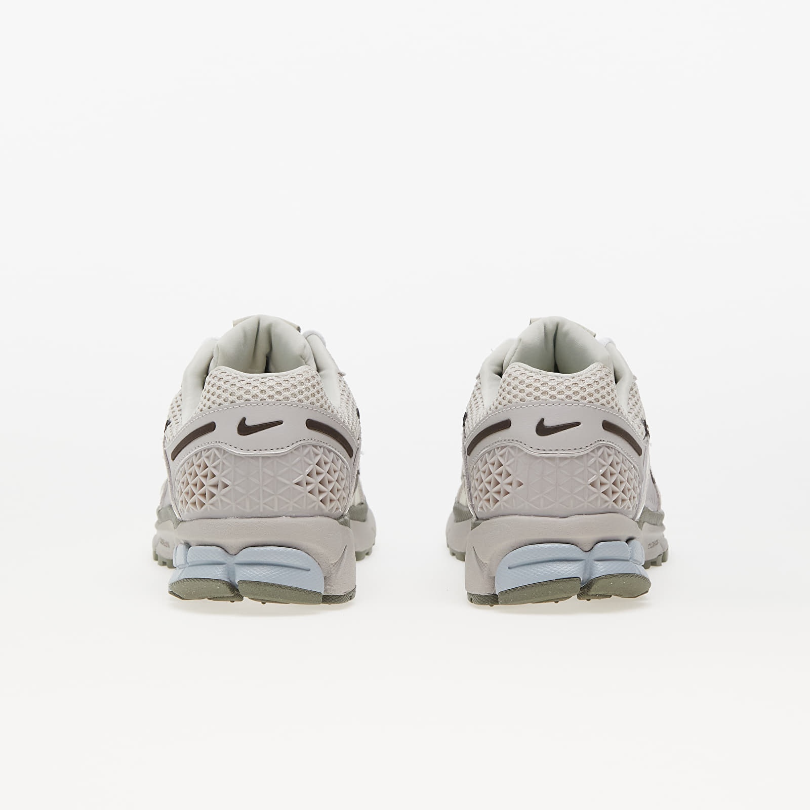Nike Zoom Vomero 5 SE Light Orewood Brown - UK 5 thumbnail