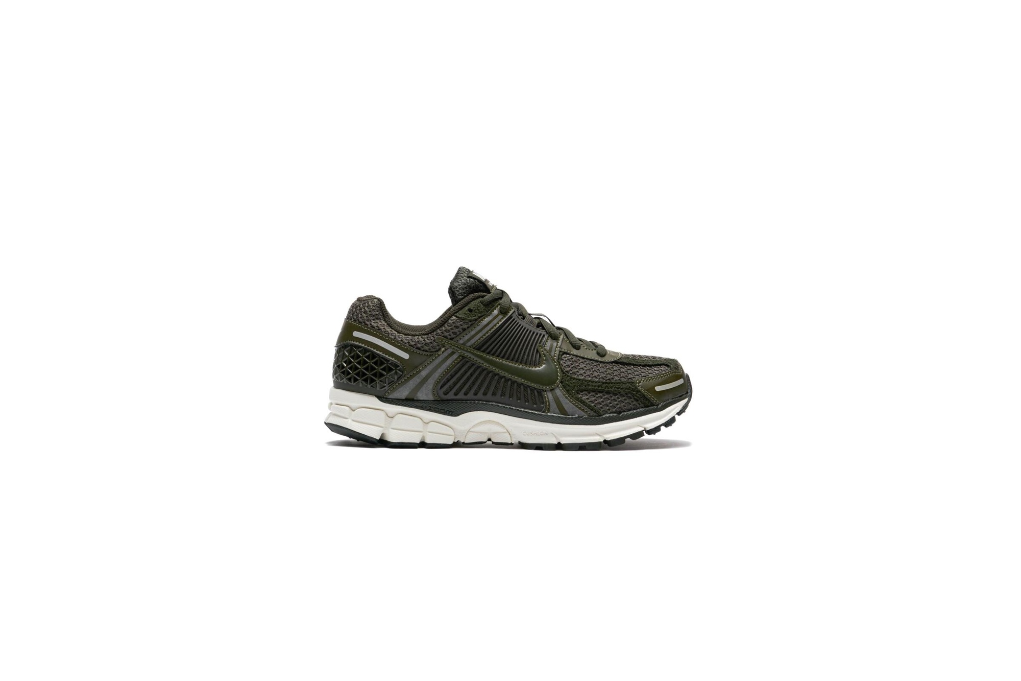 Nike WMNS ZOOM VOMERO 5