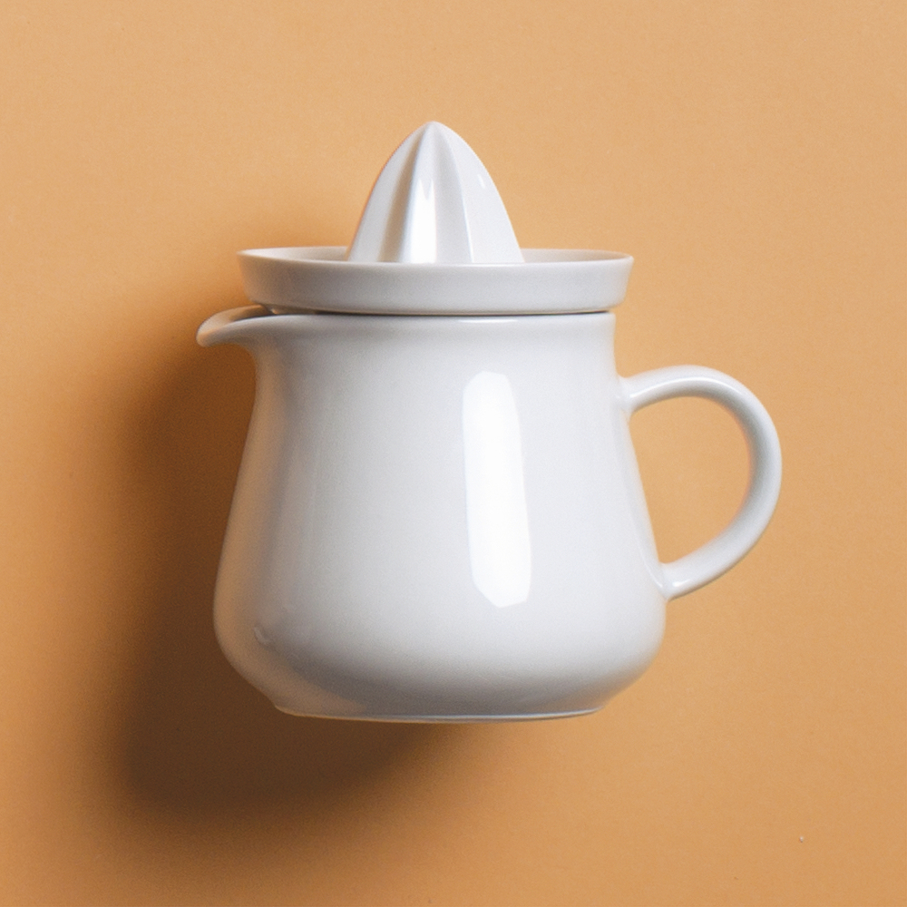 Selection 0.5 L Jug with Citrus Juicer Kahla