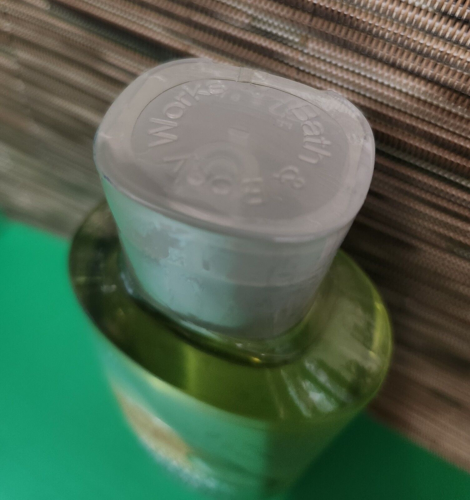Bath & Body Works CUCUMBER MELON (7668) Ultimate Hydration Body Cream 8oz thumbnail