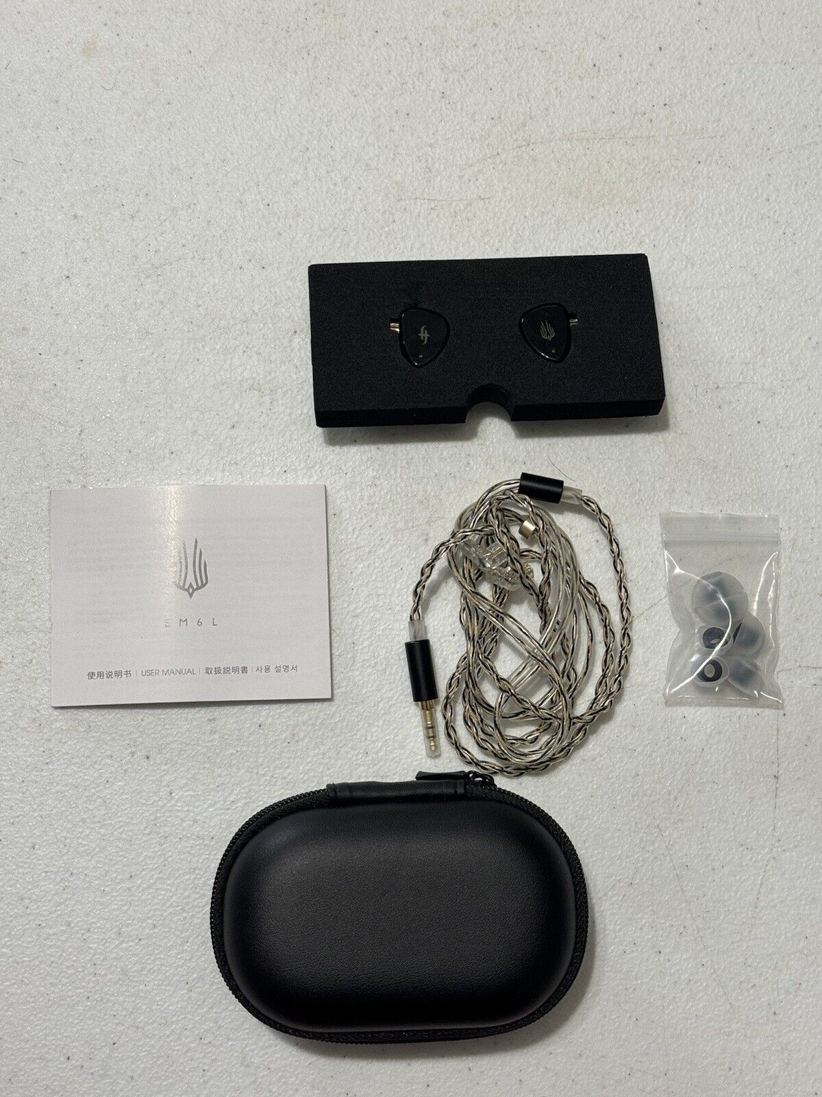 SIMGOT EM6L 1DD   4BA Gaming Earbud, HiFi IEM Earphone *Open Box*