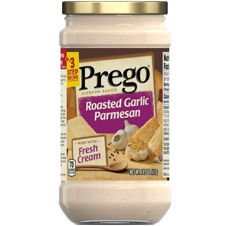 Prego Pasta Sauce  Alfredo Sauce with Roasted Garlic and Parmesan Cheese  14.5 Ounce Jar