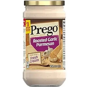 Prego Pasta Sauce  Alfredo Sauce with Roasted Garlic and Parmesan Cheese  14.5 Ounce Jar
