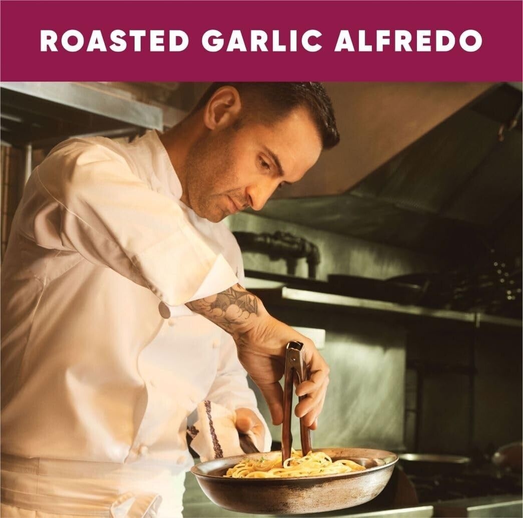 Carbone Roasted Garlic Alfredo Sauce - 15oz thumbnail