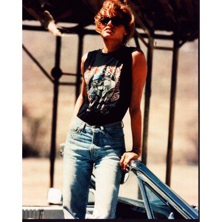 Geena Davis Standing in Car in Thelma & Louise Photo Print (16 X 20) - Item # MVM71012