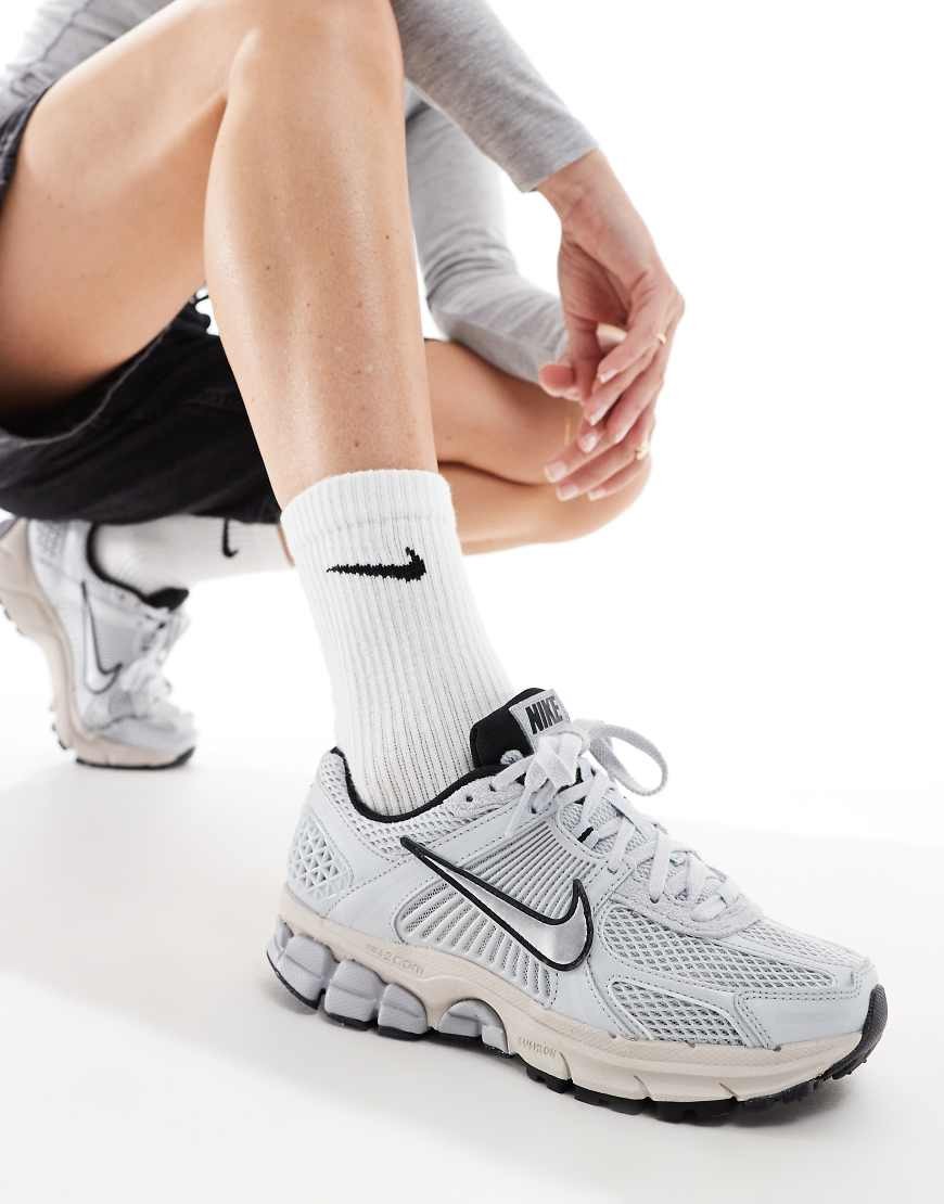 Nike Zoom Vomero 5 Pure Platinum (Women's) - UK 9.5
