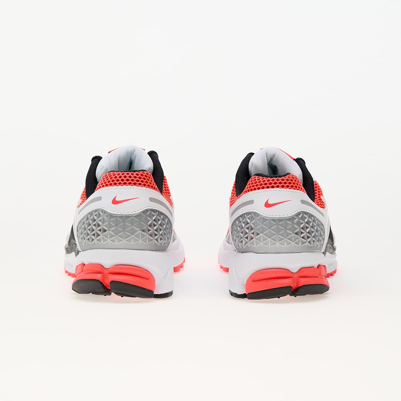 Nike Zoom Vomero 5 Bright Crimson - UK 13 thumbnail