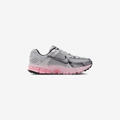 Nike Women's Zoom Vomero 5 Casual Shoes in Photon Dust/Pink Foam/Medium Soft Pink Size: 5.0