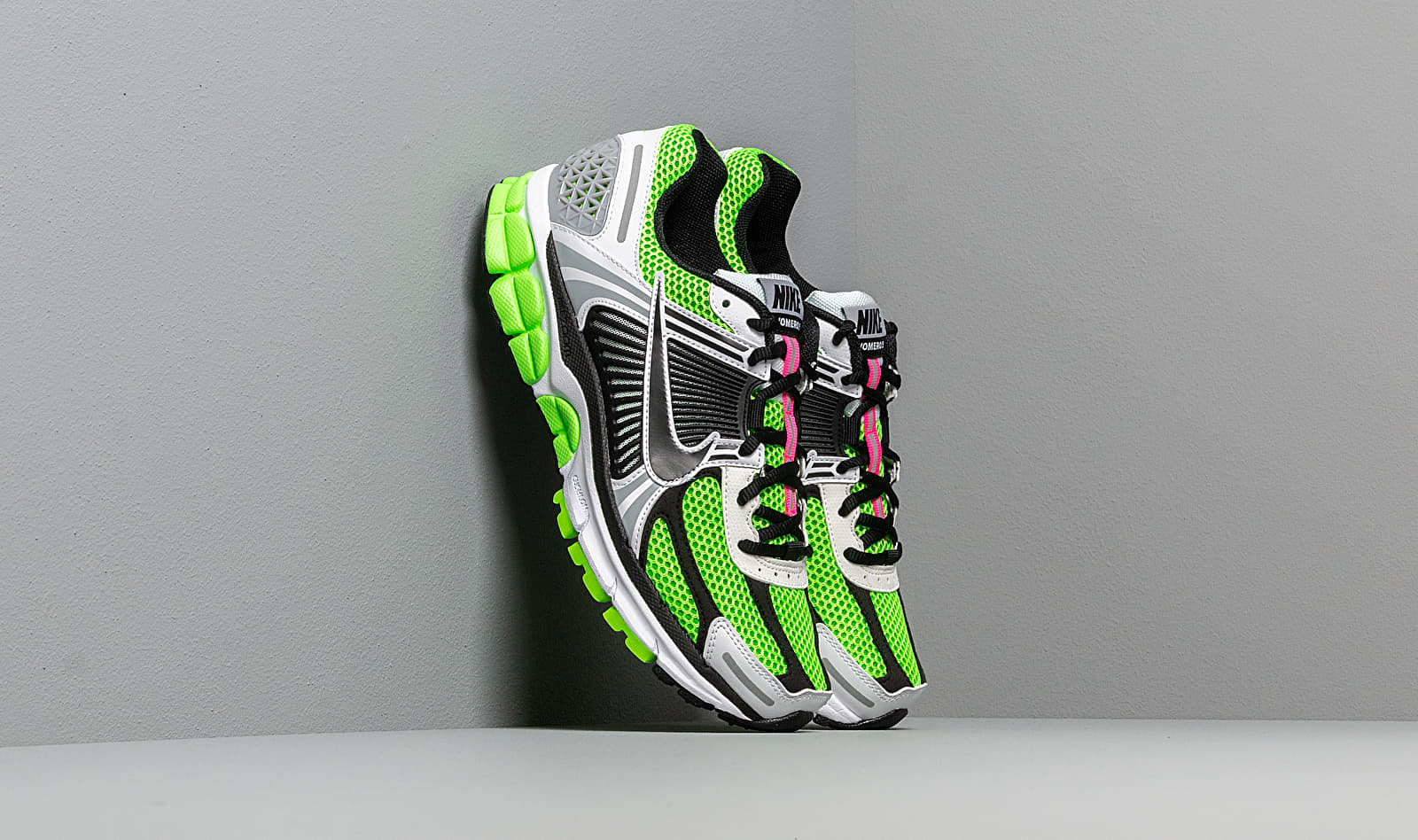Nike Zoom Vomero 5 Electric Green Black - UK 9