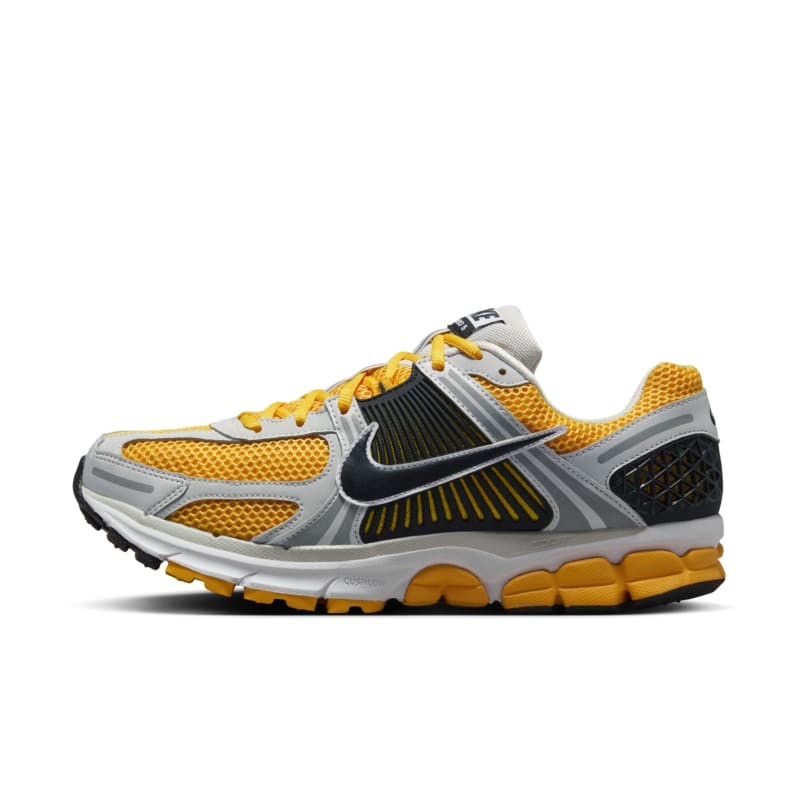 Nike Zoom Vomero 5 Photon Dust Laser Orange - UK 6 (EU 40)