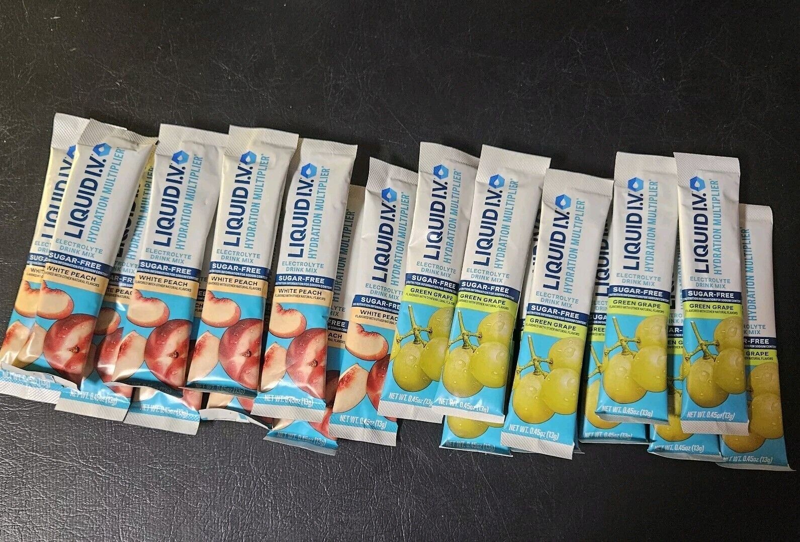 20ct Liquid IV Hydration Multiplier Powder - White Peach ???? , Green Grape ????