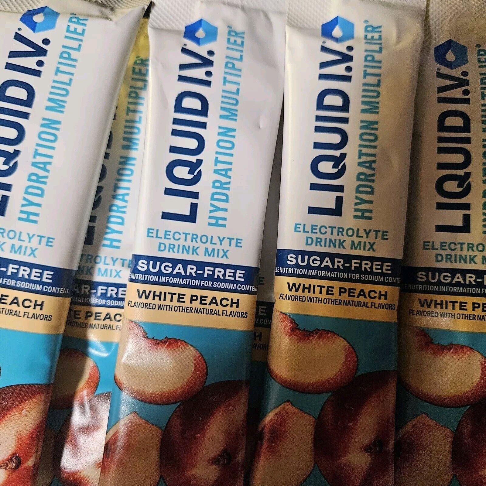 20ct Liquid IV Hydration Multiplier Powder - White Peach ???? , Green Grape ???? thumbnail
