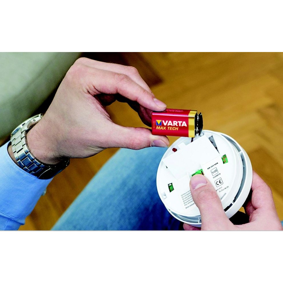 Varta Longlife Max Power 9V Alkaline Battery 6LR61 - Pack of 1 - Packaging May Vary thumbnail