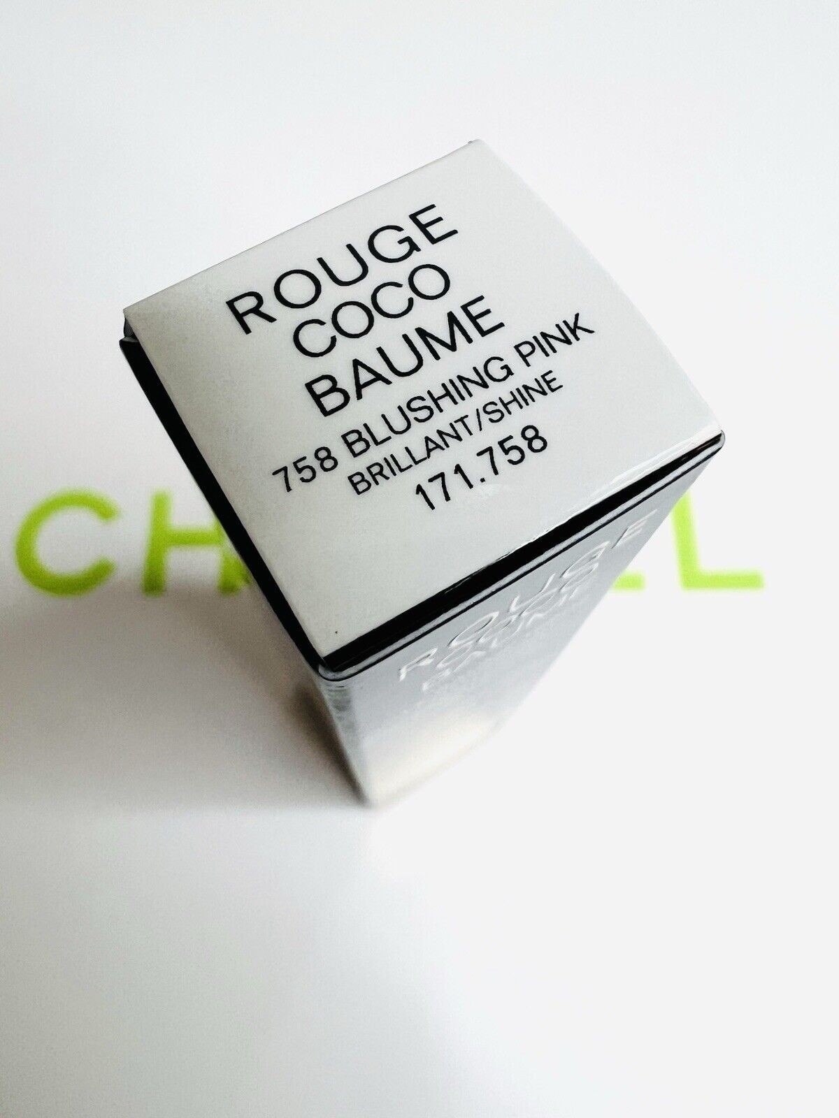 CHANEL ROUGE COCO BAUME  SHINE HYDRATING BEAUTIFYING TINTED LIP BALM  BUILDABLE COLOUR - Nude thumbnail