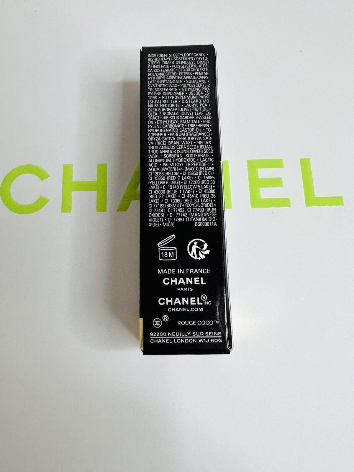 CHANEL ROUGE COCO BAUME  SHINE HYDRATING BEAUTIFYING TINTED LIP BALM  BUILDABLE COLOUR - Nude thumbnail