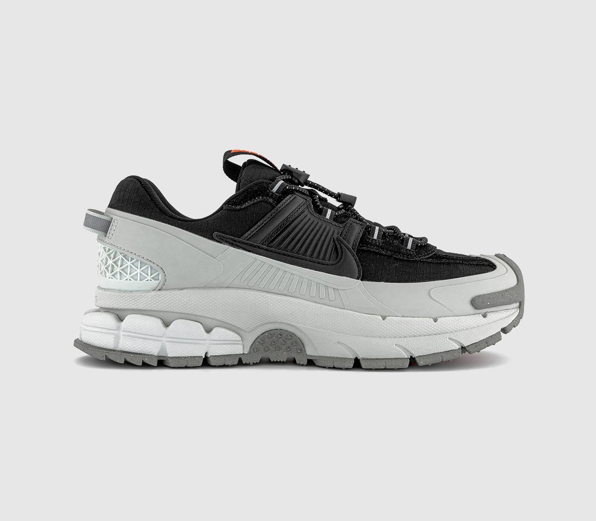 Nike Zoom Vomero 5 Roam Black Light Silver - UK 5.5