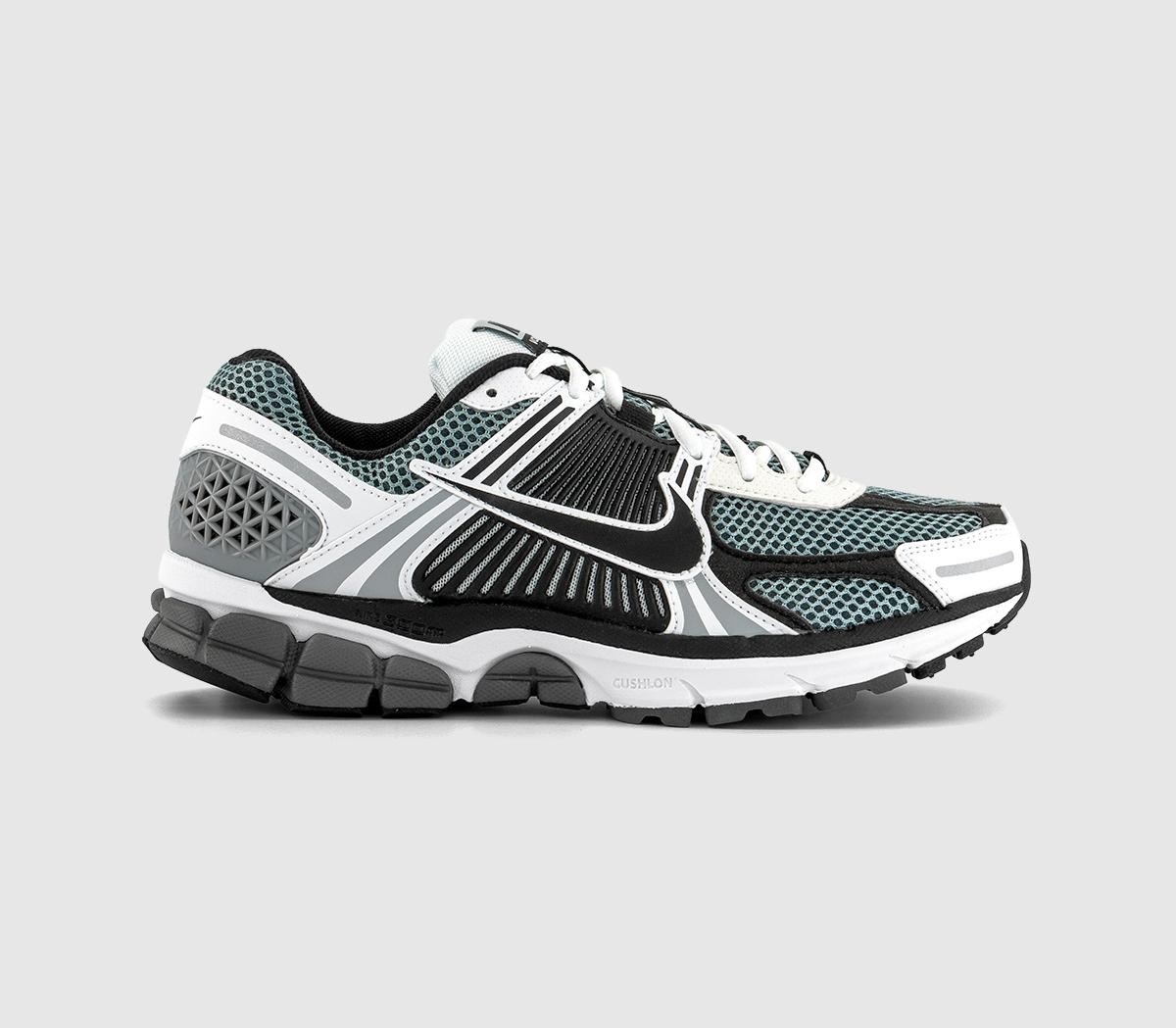 Nike Zoom Vomero 5 SE SP - DK GREY/BLACK-WHITE-SAIL-WOLF GREY-MTLC SILVER - Unisex - 4