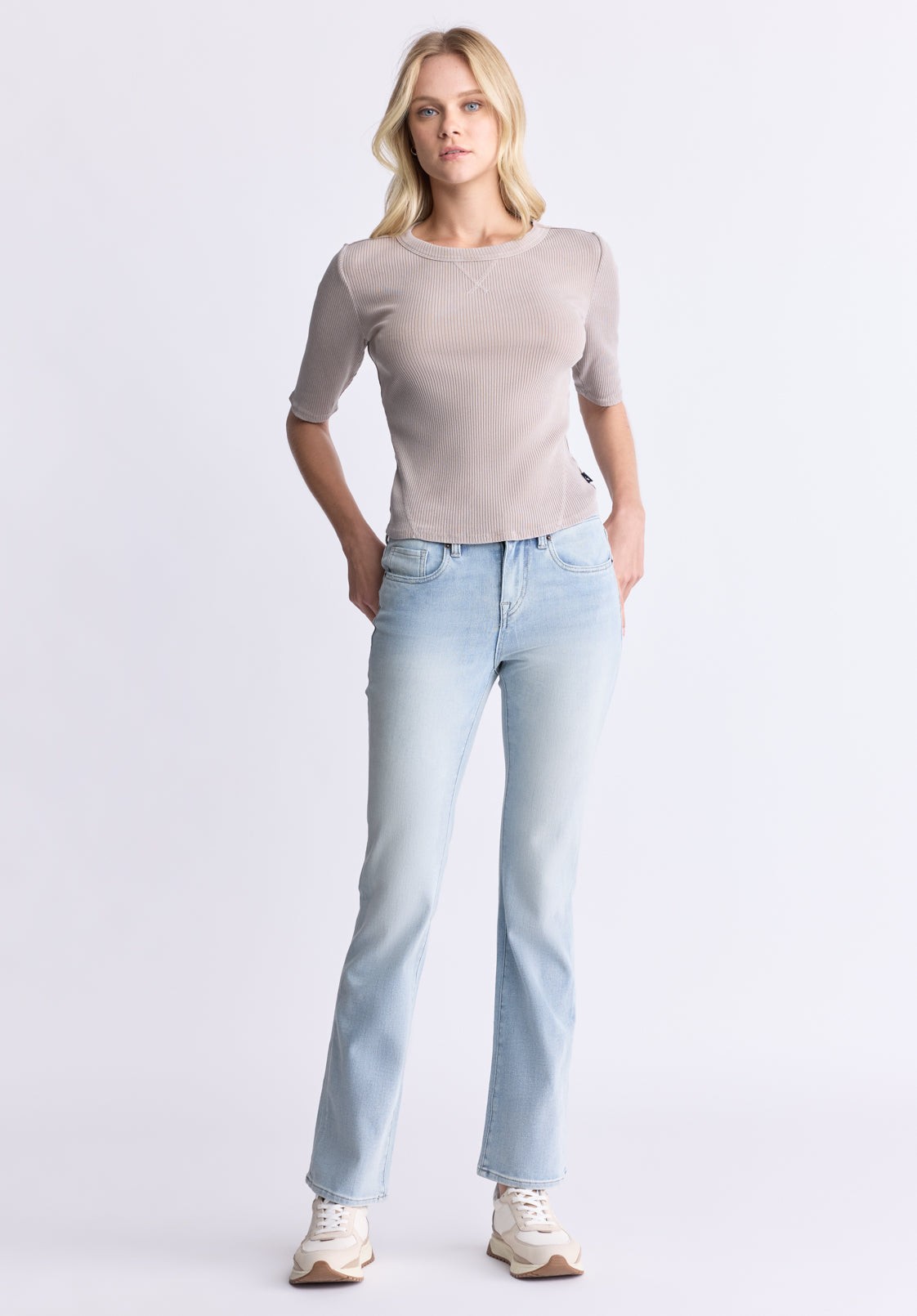 Buffalo Jeans Women's Mid Rise Bootcut Queen Jeans, Vintage Light Blue - Size: 33 thumbnail