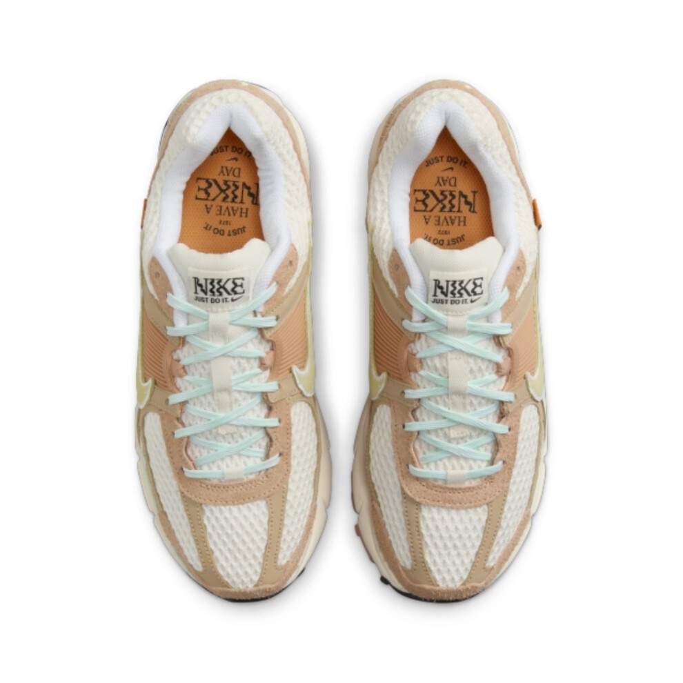 (UK5/EUR38/24CM) Nike Zoom Vomero 5 FN8889-181 Men's WMN Trainers thumbnail
