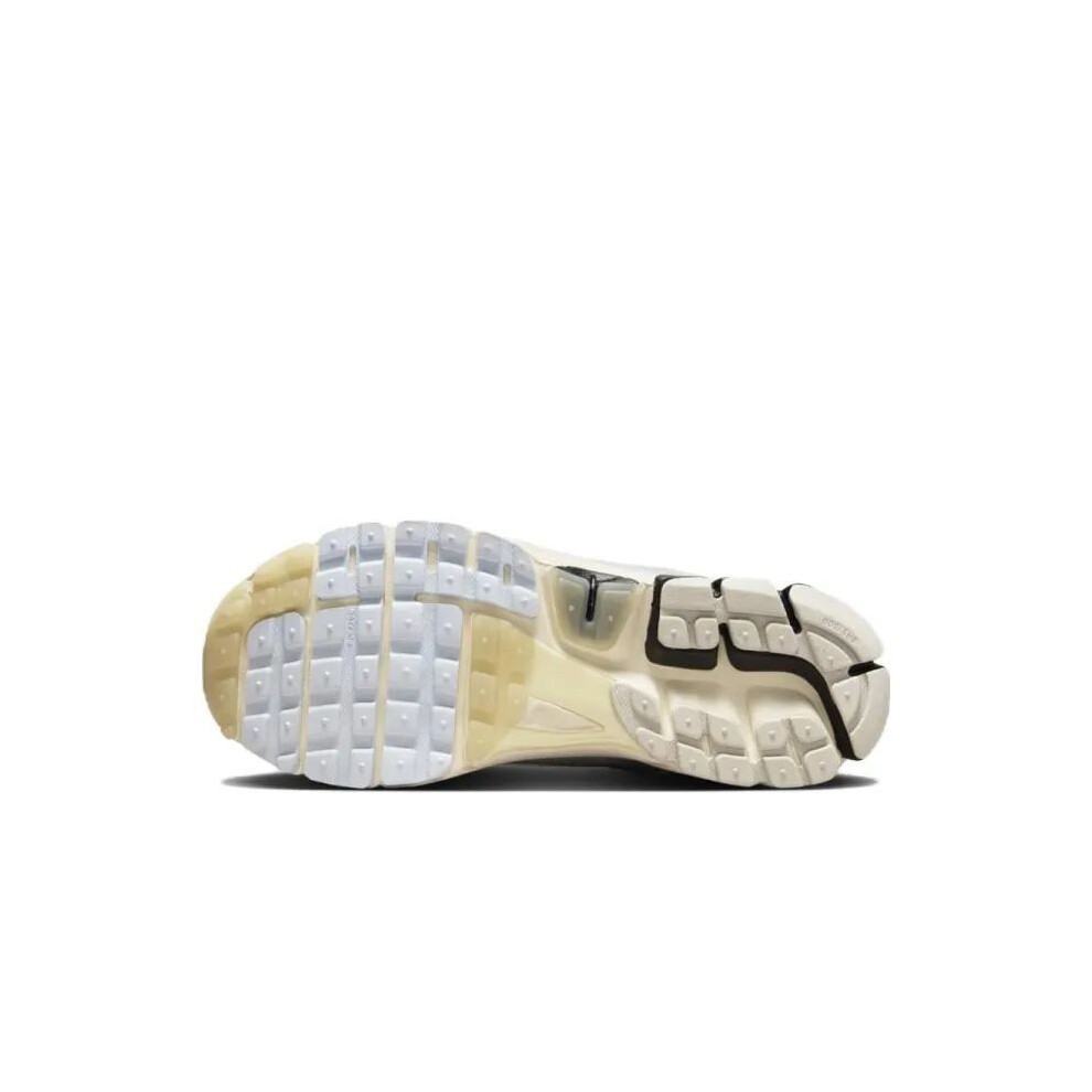 (UK11/EUR46/30CM ) Nike Air Zoom Vomero 5 'Supersonic' Men's WMN Trainers thumbnail