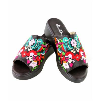 Montana West Women's Sandals COFFEE - Coffee & Red Studded Floral Platform Wedge Slide - Women