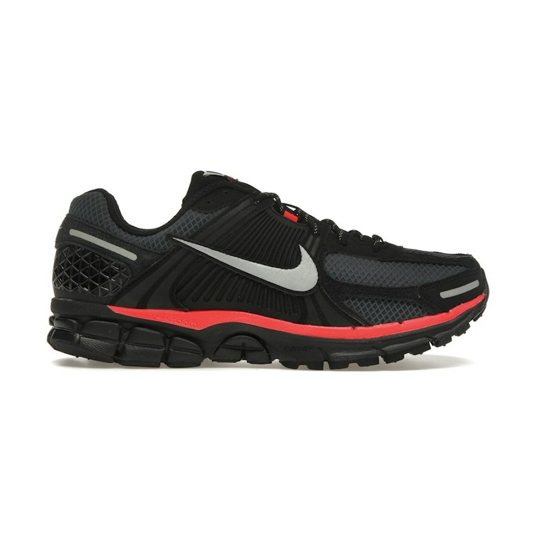 Nike Zoom Vomero 5 Trainers Black Metallic Silver Bright Crimson, 4