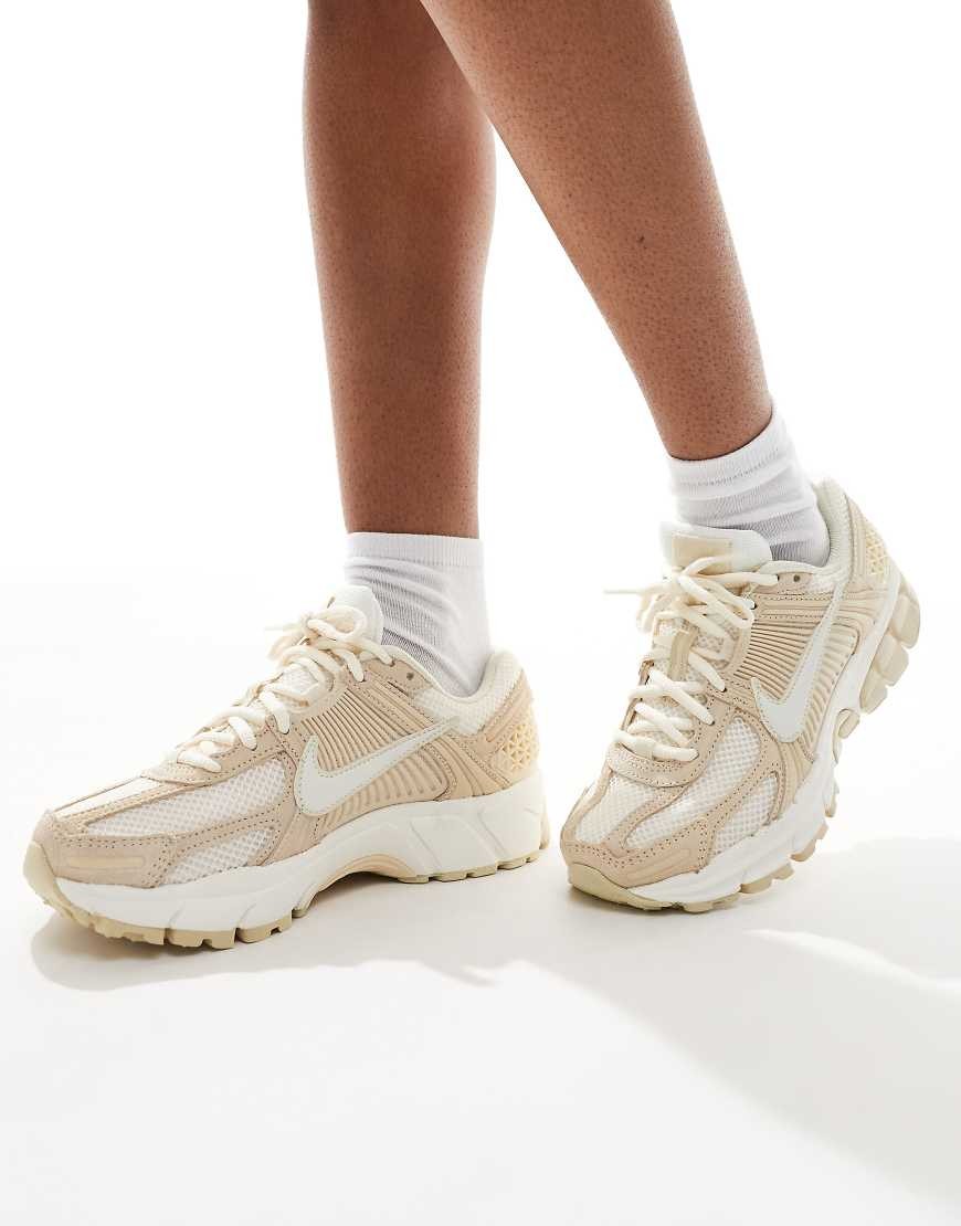Nike Women's Zoom Vomero 5 Suede Casual Shoes in Beach/Sail/Light Khaki Size: 11.5