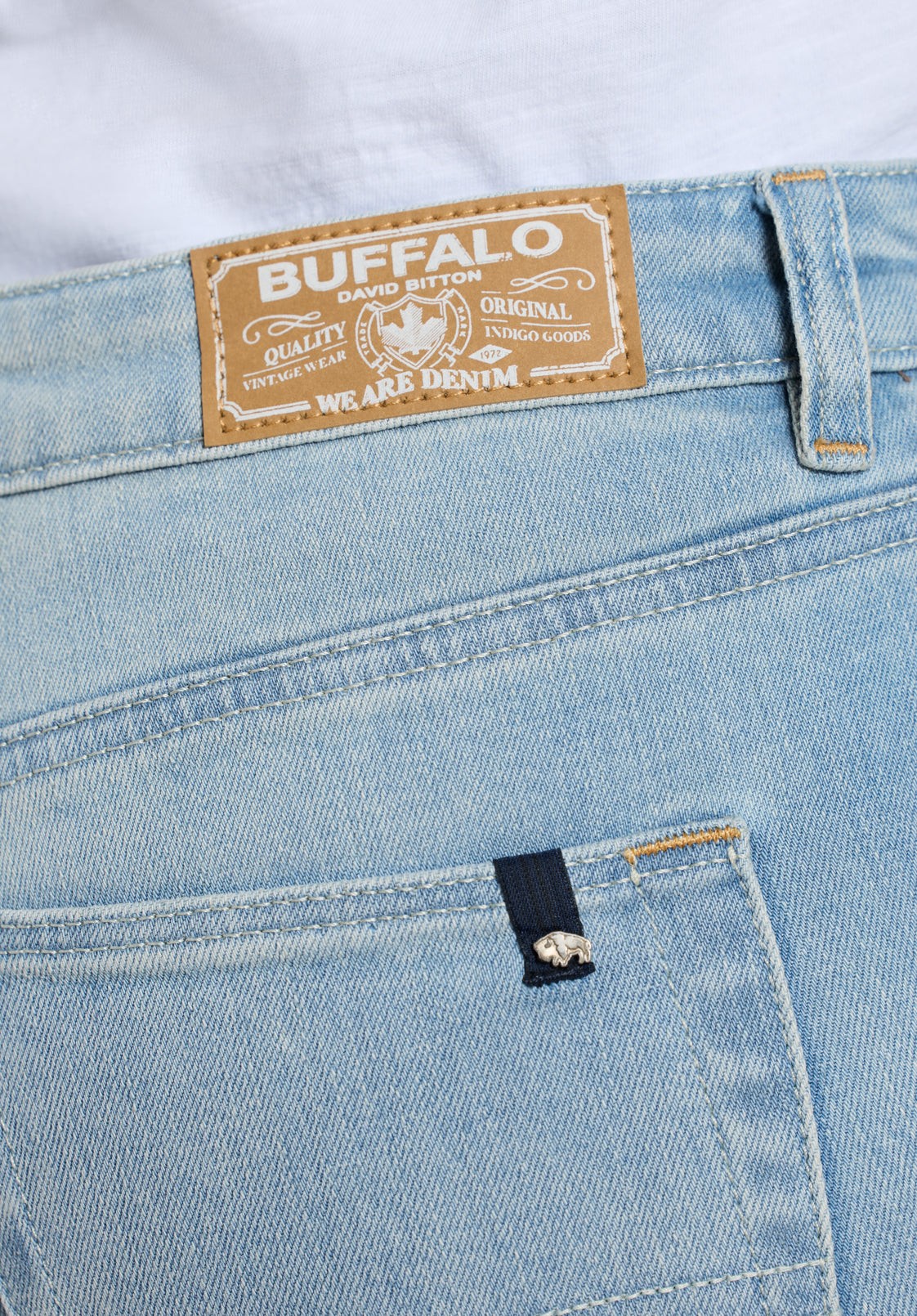 Buffalo Jeans Women's Mid Rise Bootcut Queen Jeans, Vintage Blue - Size: 33 thumbnail