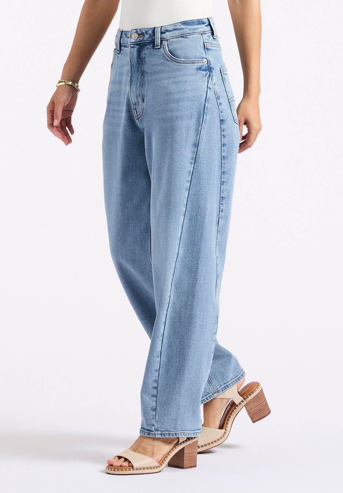 Buffalo Jeans Women's High Rise Barrel Barbara Jeans, Vintage Blue - Size: 33 thumbnail