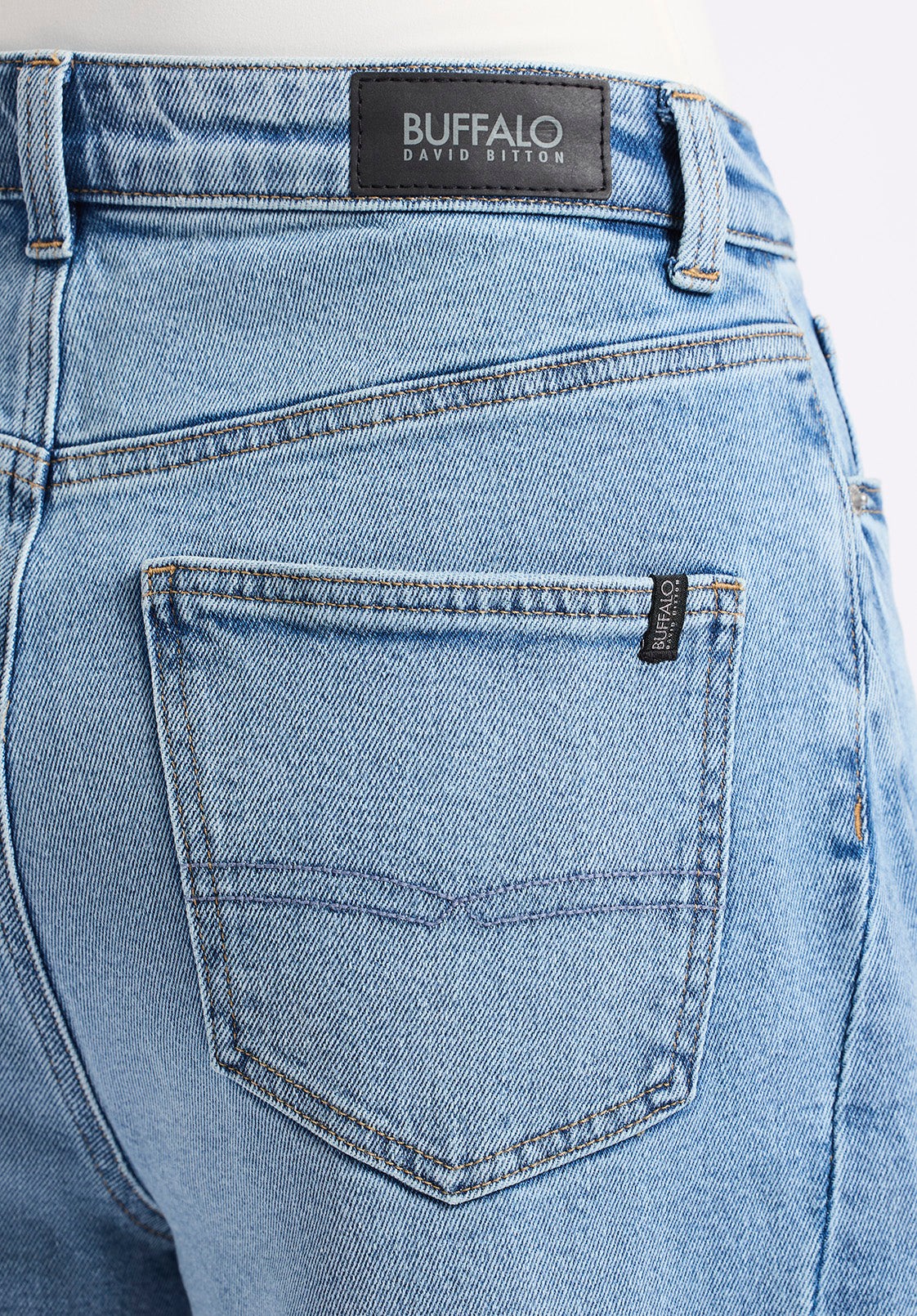 Buffalo Jeans Women's High Rise Barrel Barbara Jeans, Vintage Blue - Size: 33 thumbnail