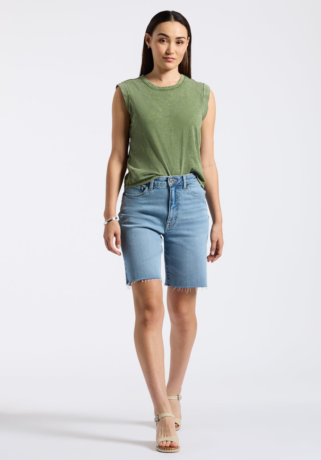 Buffalo Jeans Women's High Rise Bermuda Bambi, Vintage Blue - Size: 33 thumbnail