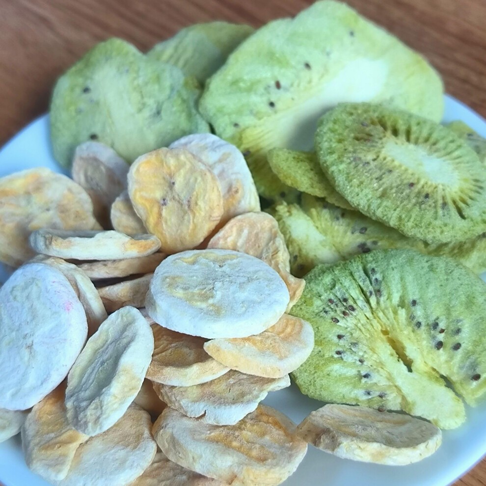 Pure Freeze Dried Fruit Slices | 100% Kiwi Fruit | Freeze Dried Sweets Dried Fruits No Additives Natural Gluten Free | Tropical Fruit Dried Kiwi Vegan thumbnail