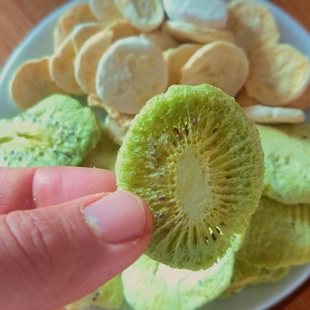 Pure Freeze Dried Fruit Slices | 100% Kiwi Fruit | Freeze Dried Sweets Dried Fruits No Additives Natural Gluten Free | Tropical Fruit Dried Kiwi Vegan thumbnail