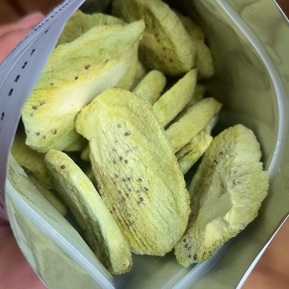 Pure Freeze Dried Fruit Slices | 100% Kiwi Fruit | Freeze Dried Sweets Dried Fruits No Additives Natural Gluten Free | Tropical Fruit Dried Kiwi Vegan thumbnail
