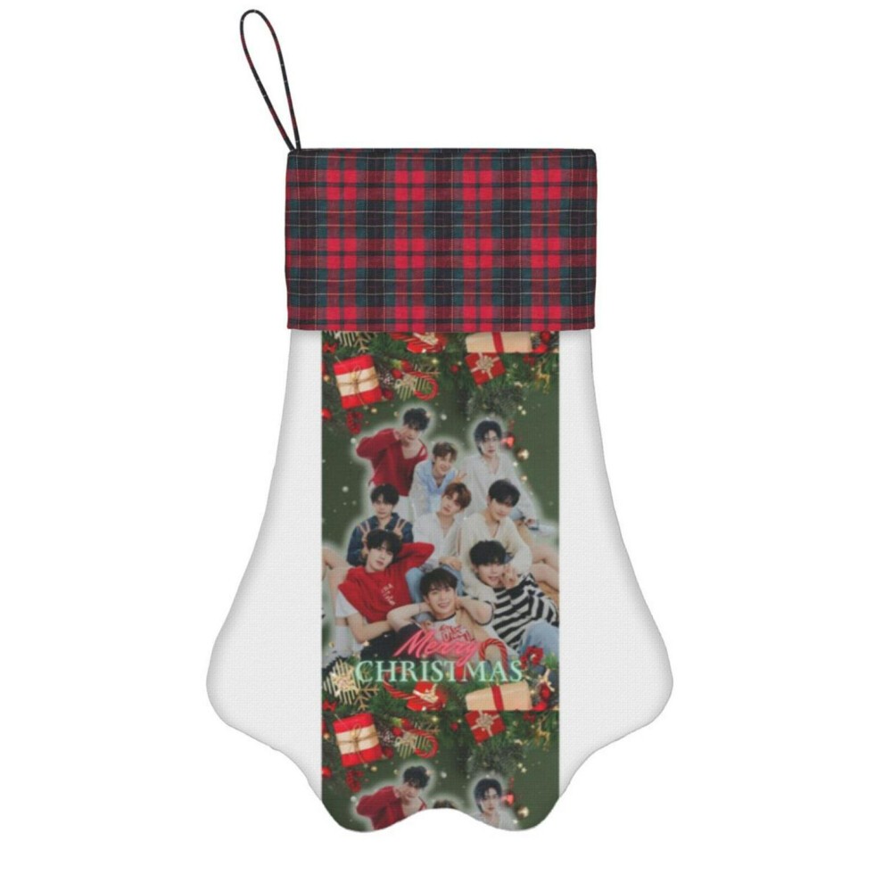 (Zerobaseone Christmas (ZB1)=9545) Paw Christmas Stockings Buffalo Tartan Plaid for Cats Dogs Pet Hanging Xmas Tree Decorations thumbnail