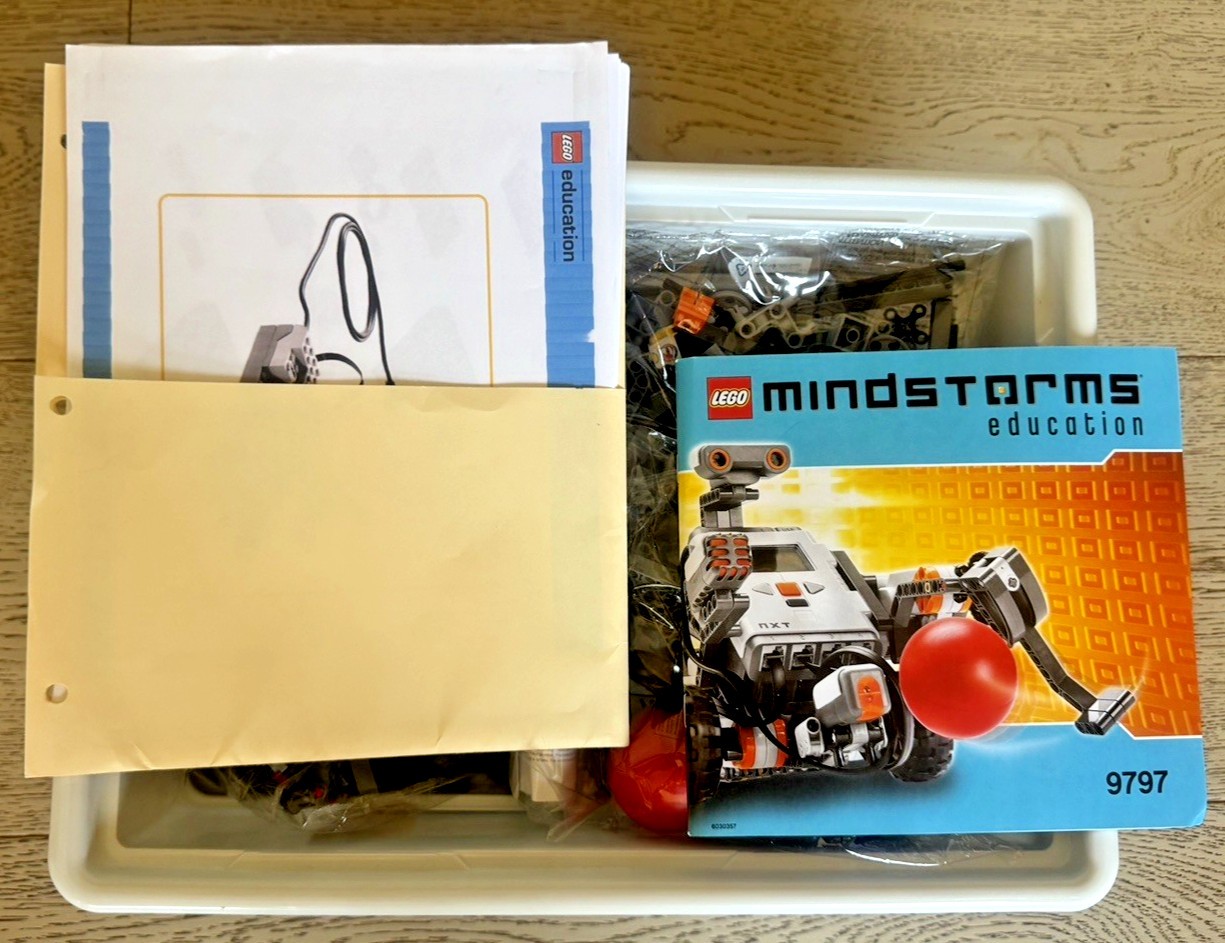 LEGO Mindstorms Education Base Set (9797)  OPEN BOX - Parts in Sealed, Orig. Pkg thumbnail