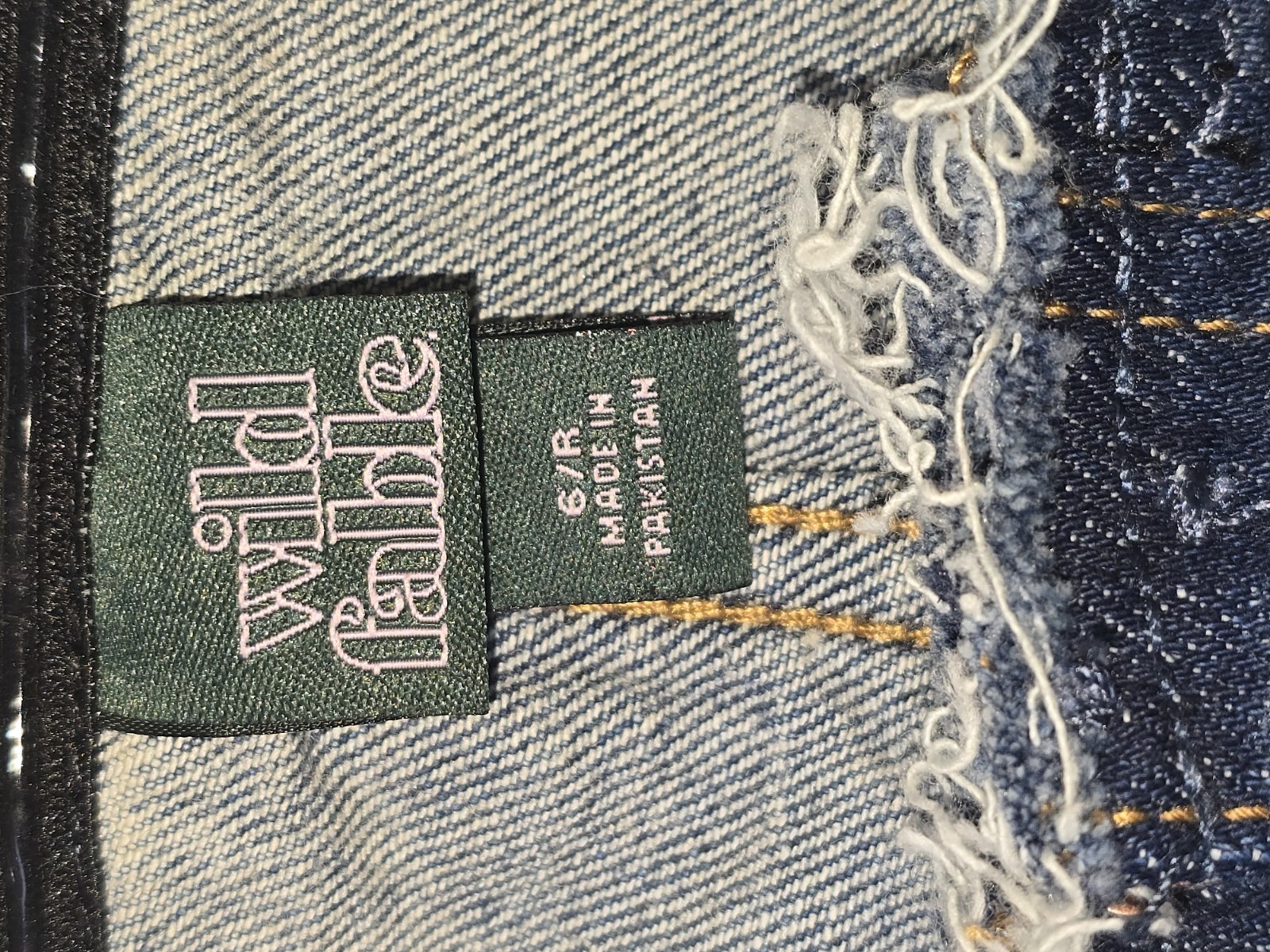 Wild Fable Skirt Womens Sz 6 Blue Frayed Denim Middle Open Slit Y2K Grunge 6014 thumbnail