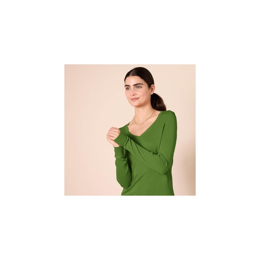 Amazon Essentials Women's Classic-Fit Lightweight Long-Sleeve V-Neck Jumper (Available in Plus Size), Green, S thumbnail