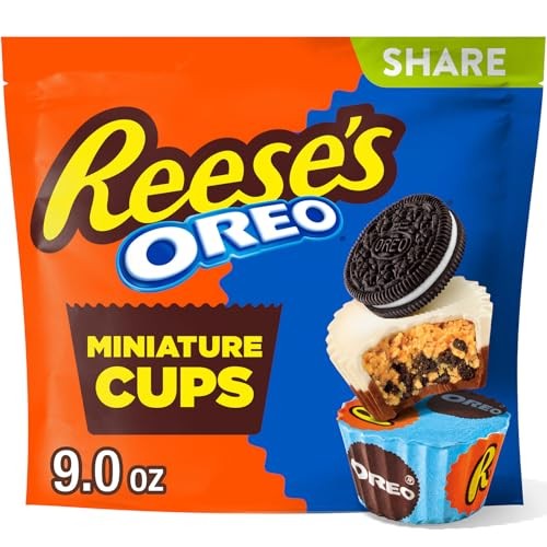 Reese's with OREO Milk Chocolate and White Crème Peanut Butter Cups Candy - 9oz
