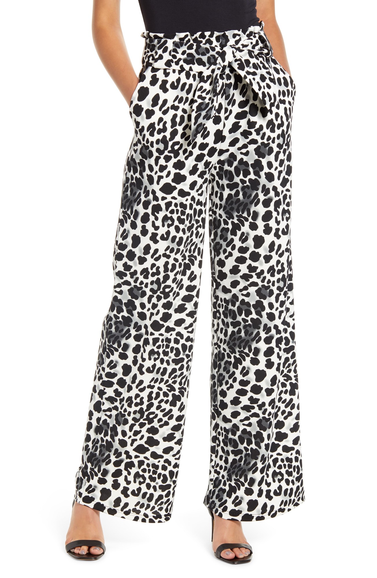 Women's Sentimental Ny Belted Paperbag Waist Pants, Size Small - White