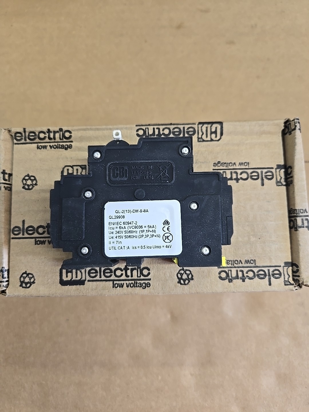 1) CBI Box of 6 QL29908 2 POLE 8 AMP Circuit Breaker thumbnail