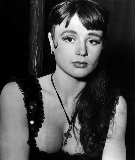 Sawdust and Tinsel (Aka the Naked Night Aka Gycklarnas Afton) Harriet Andersson 1953 Photo Print (16 X 20)