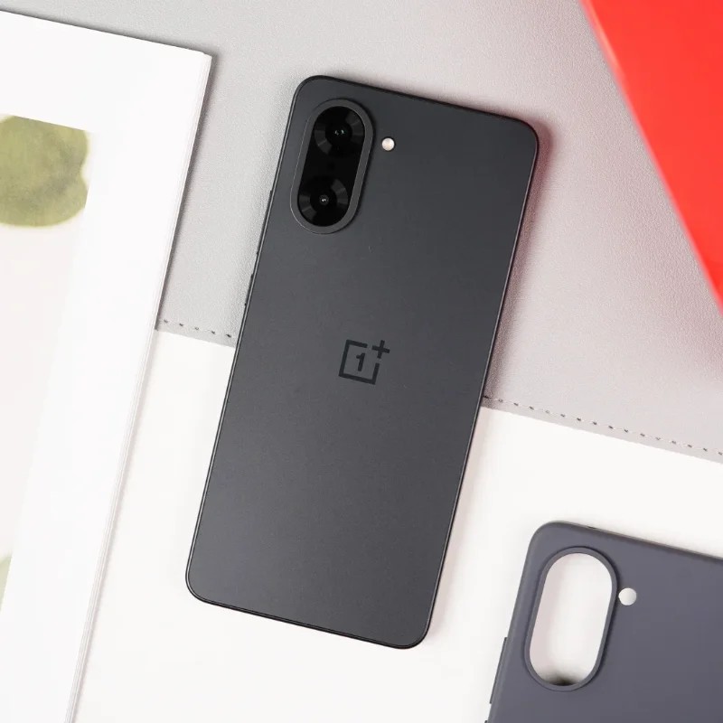 OnePlus Nord CE 5 5G Smartphone MediaTek Dimensity 8350 Apex 6,77 Zoll AMOLED-Display 5200 MAh 80 W SUPERVOOC 50 MP Sony-Kamera OlS thumbnail
