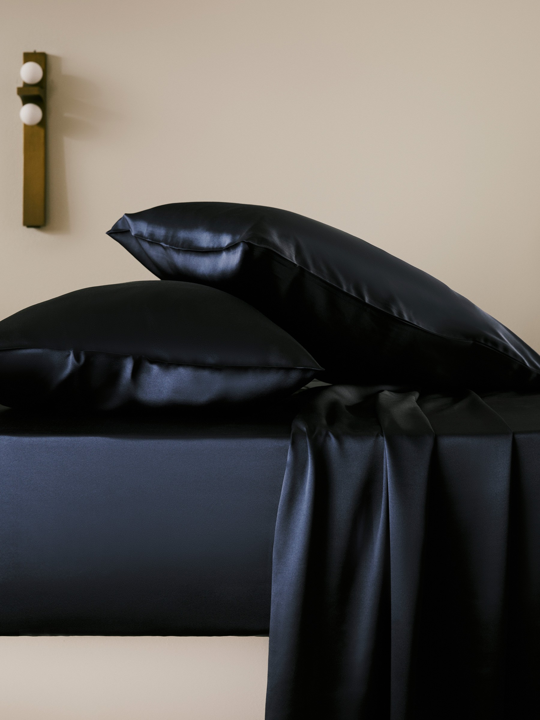 LILYSILK Linge De Lit En Soie Bleu Marine Sans Couture Plus De Luxe 100 Soie Doux Pour La Peau Et Respirant 200x200cm+140x190x30cm+50x75cm