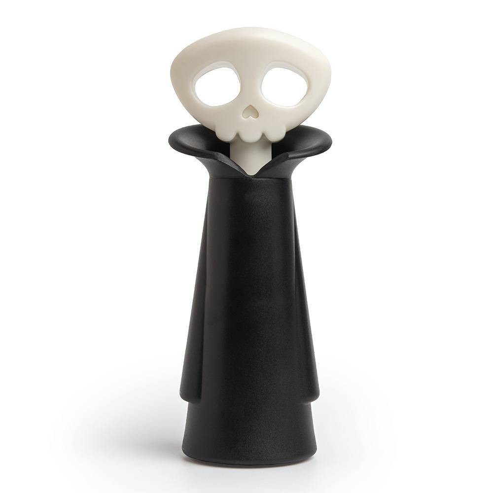 Ototo 4pc Spookelier Wine Saver Pump and Stoppers Plastic Wine Kit Black