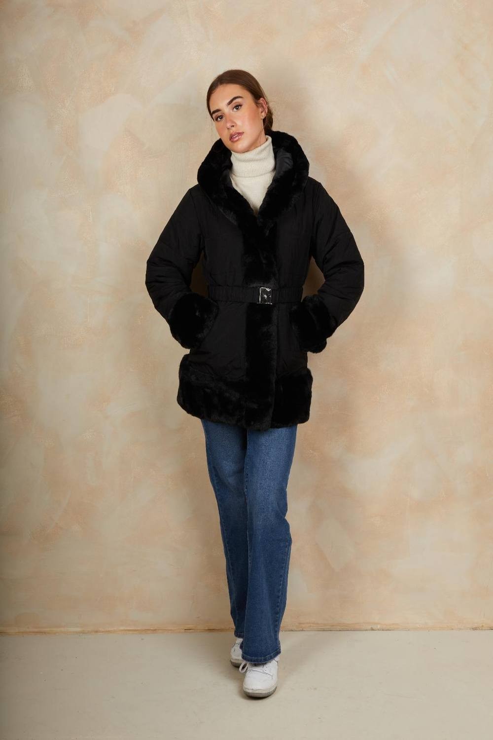 Chi Chi London Women's Faux Fur Belted Padded Coat in Black | Size: 16