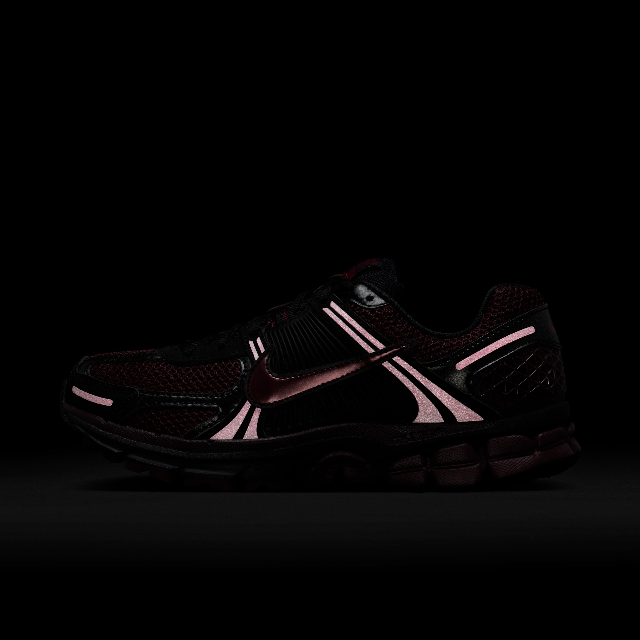 Nike Womens Nike Zoom Vomero 5 - Womens Running Shoes Dark Team Red/Black/Burgundy Crush Size 10.0 thumbnail